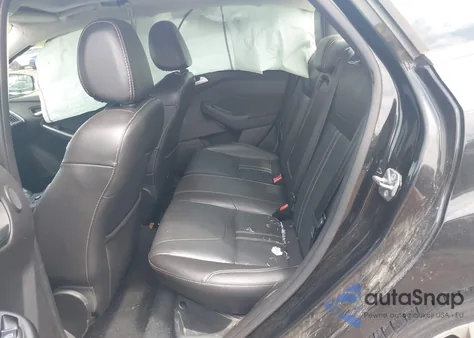 2014 Ford Focus Titanium from USA, damaged, VIN 1FADP3J22EL460562